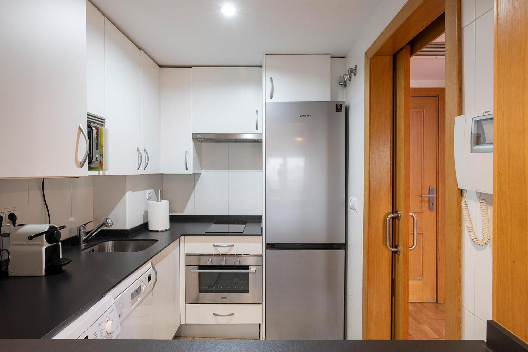 Apartamentos Madrid Anderson Экстерьер фото